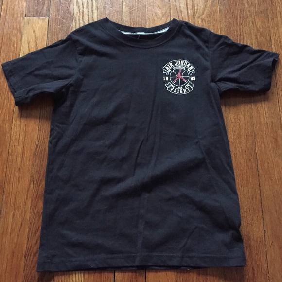 💫Retro Jordan t-shirt💫 - Picture 3 of 3